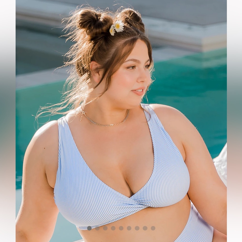 NWT Kindred Bravely Crossover Maternity & Nursing Bikini Top, size M-Busty